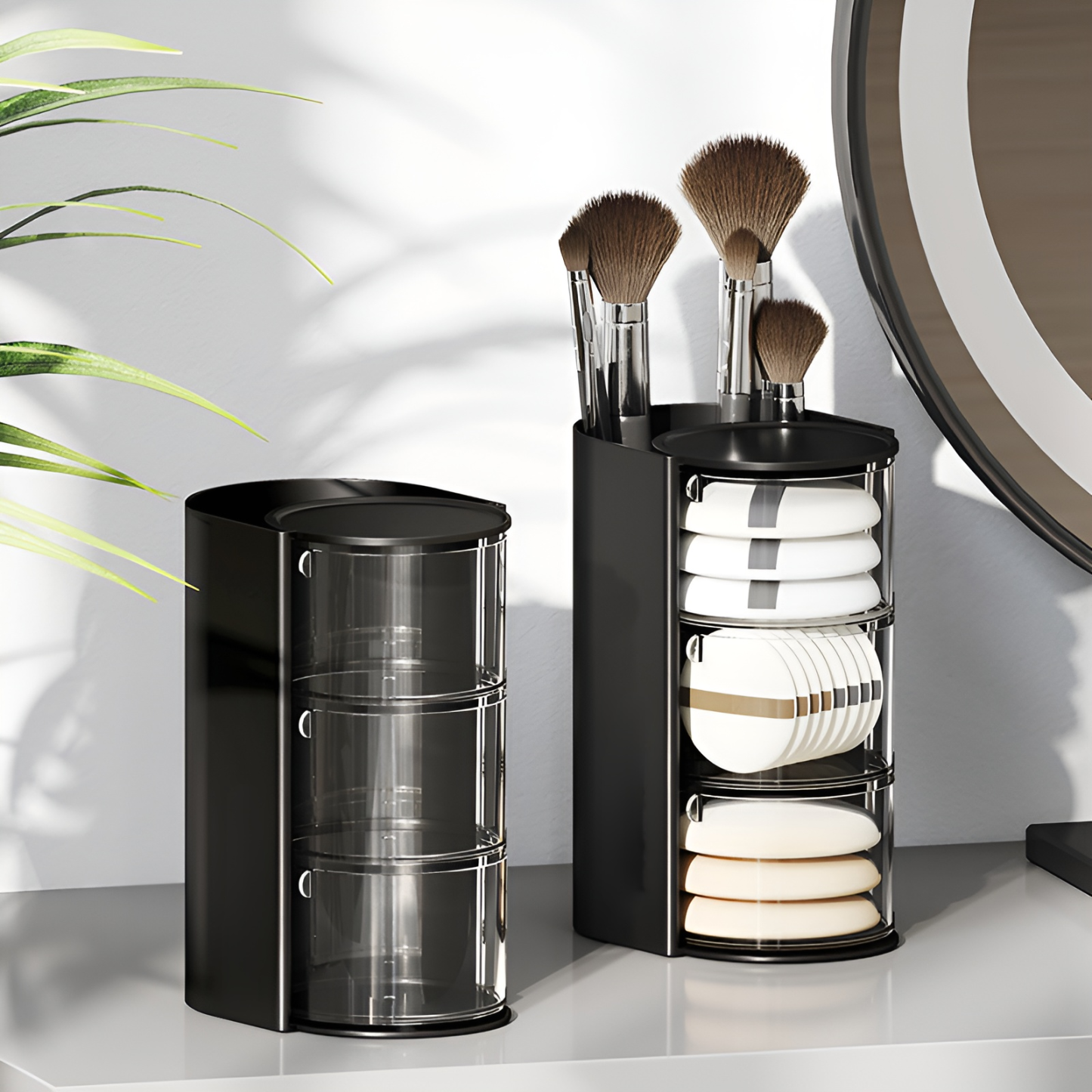 Cosmetics storage box