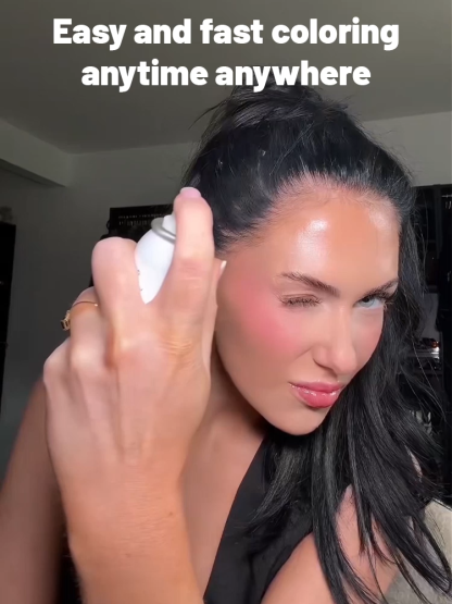 【Perfectly cover gray hair in 5 seconds🔥】Scalp & Root Color Restoring Spray💯Accurately covers 98% of gray hair and scalp, making you look natural and youthful!