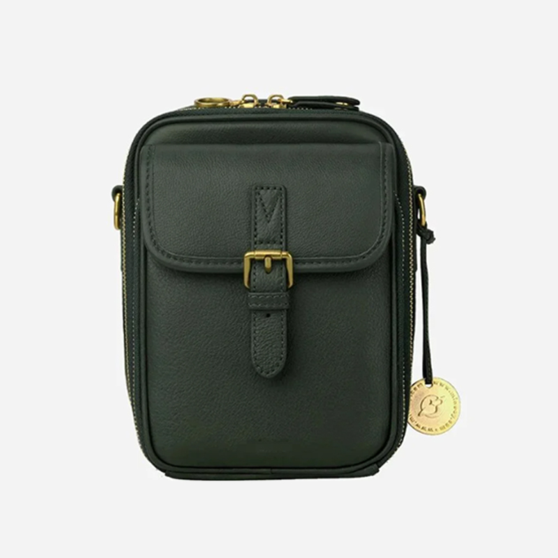 【Waterproof and large capacity】The latest fashionable women's bags of 2025👜9 inner pockets for ample storage and safe keeping