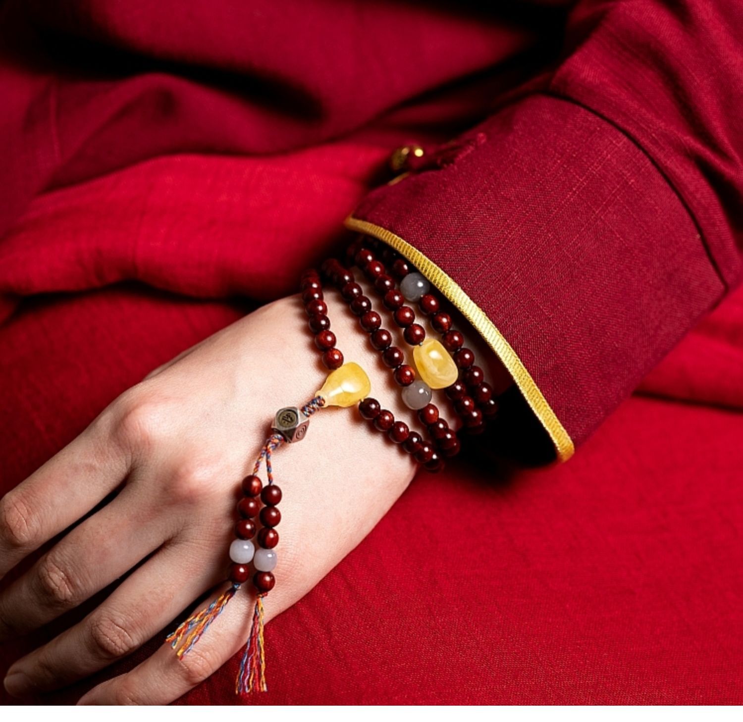 Natural Rosewood 108 Bead Mala Bracelet with Beeswax and Hetian Jade Zodiac Sign Charm