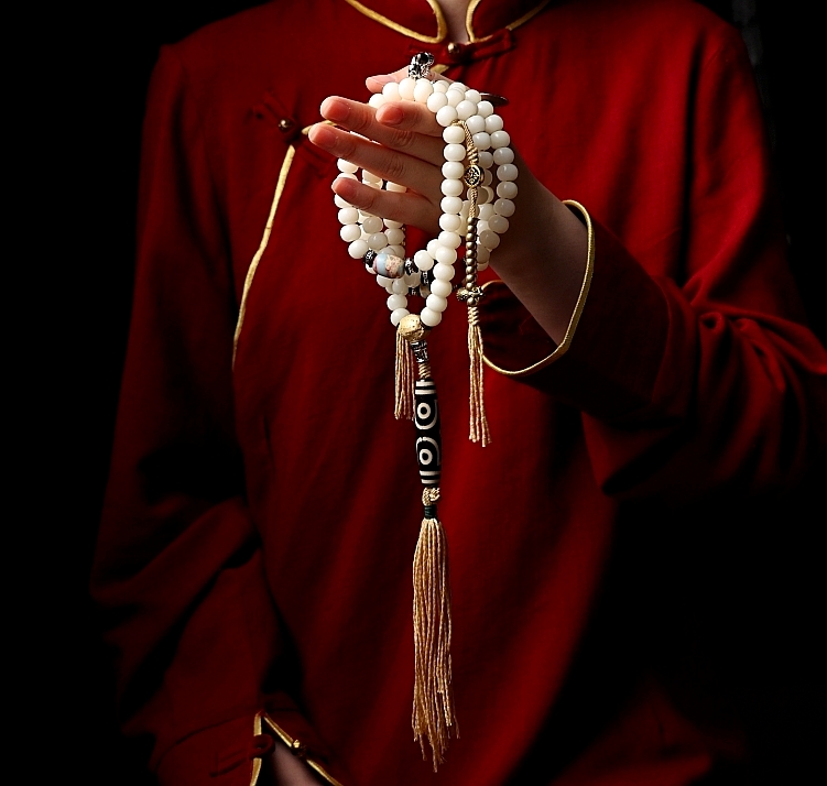 Tibetan White Bodhi Root 108 Mala - Bodhi Necklace & Bracelet