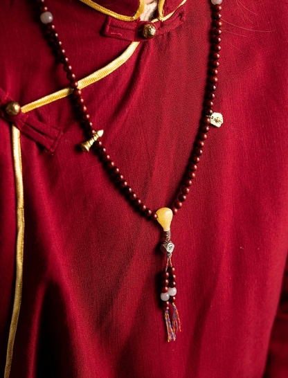 Natural Rosewood 108 Bead Mala Bracelet with Beeswax and Hetian Jade Zodiac Sign Charm