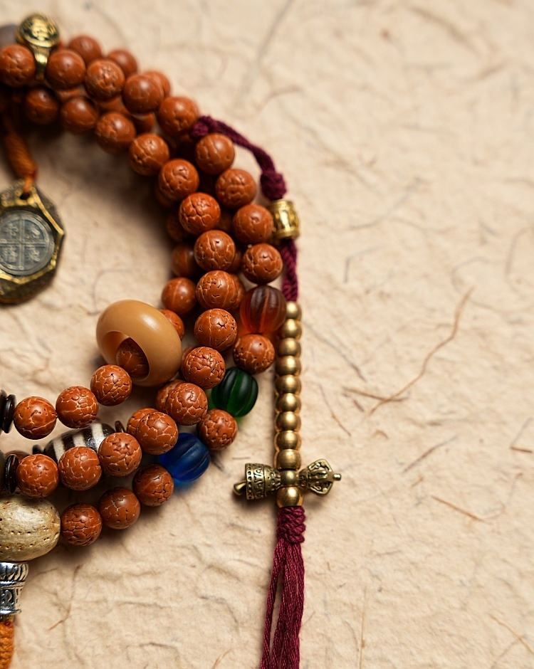 No-Tooth Vajra Bodhi Lotus Born Mala Beads Tibetan Handcrafted Necklace & Bracelet