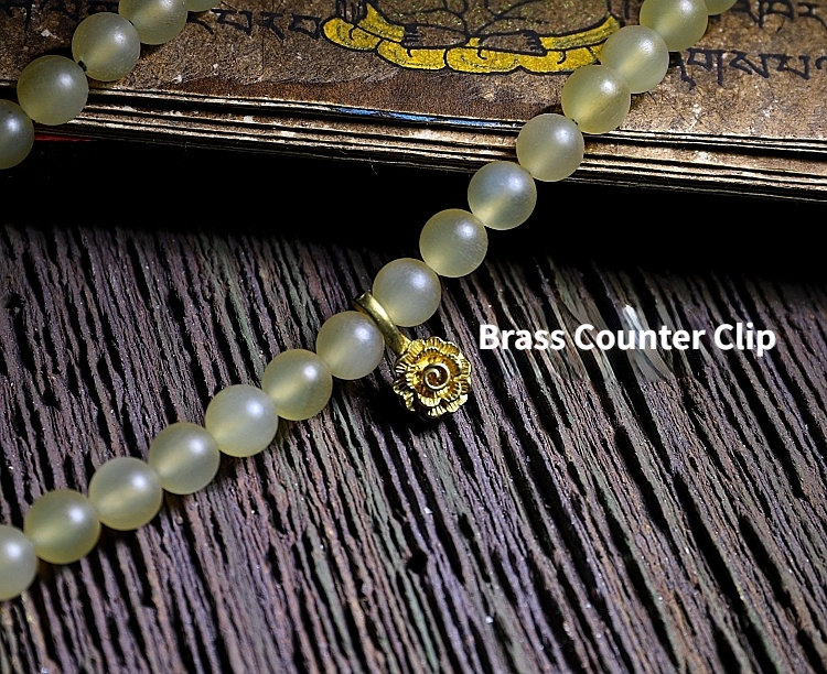 Tibetan Simplicity: Natural Highland Goat Horn Mala with Certified Beeswax Accents