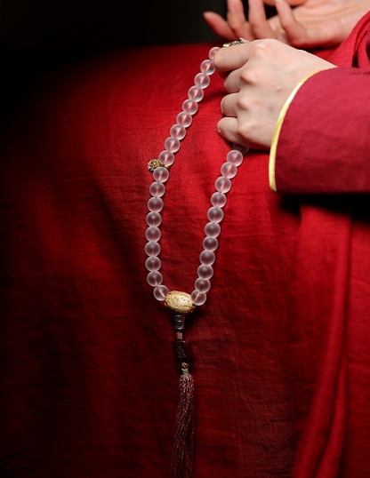 Handcrafted Tibetan Glass Bead Mala Bracelet – 36 Beads of Sacred Wisdom