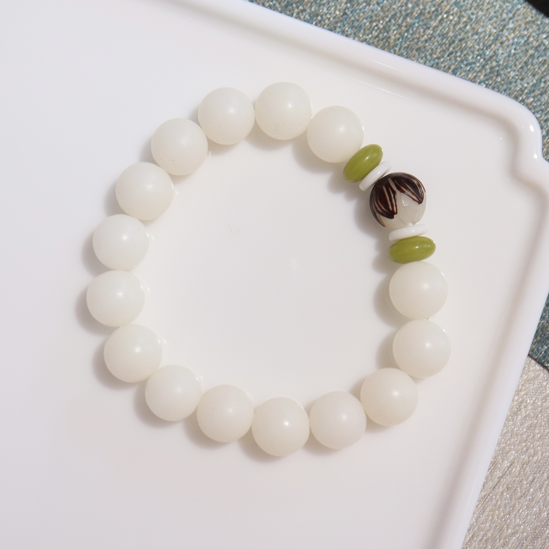 Lotus White Jade Bodhi Seed Mala (108 Beads)