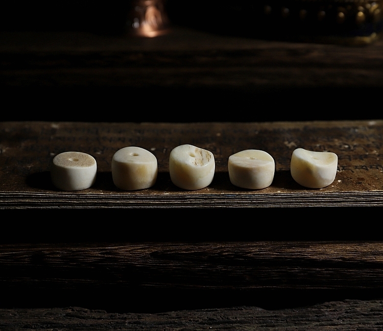 High-Density Natural Yak Calf Bone Malas