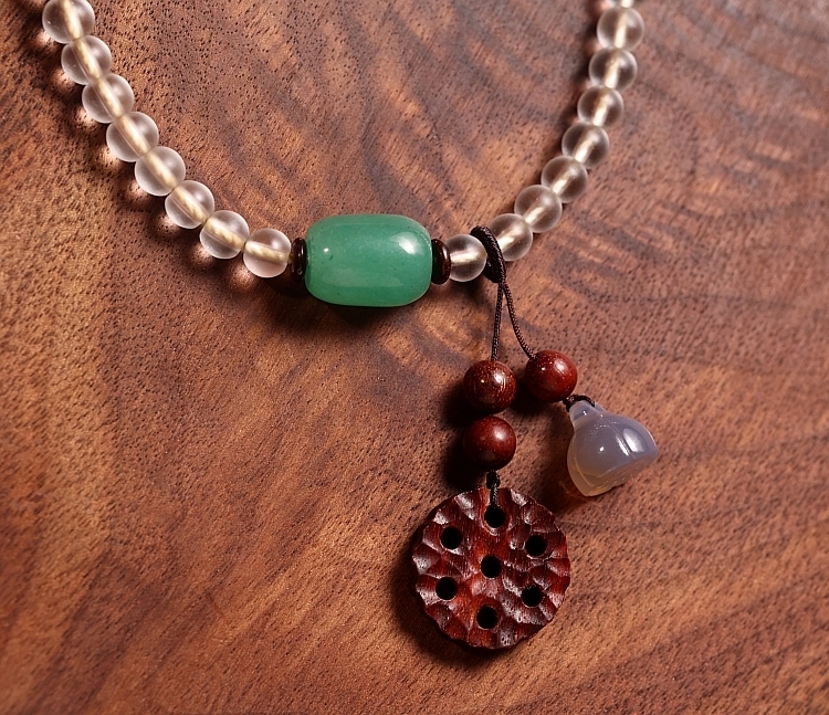 White Tara Blessing – Handcrafted White Glaze Glass (Liu Li) Mala