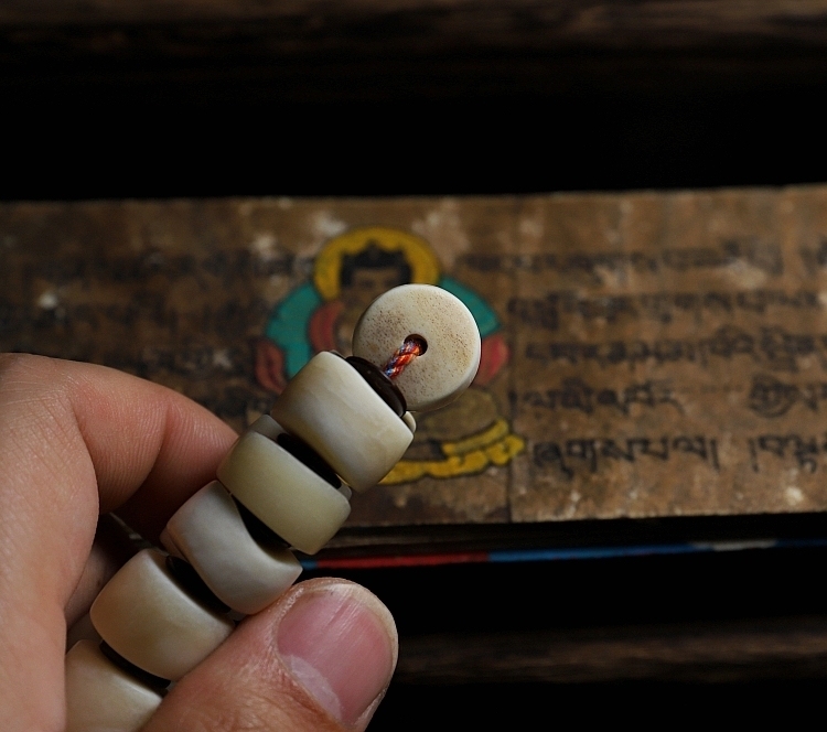 High-Density Natural Yak Calf Bone Malas