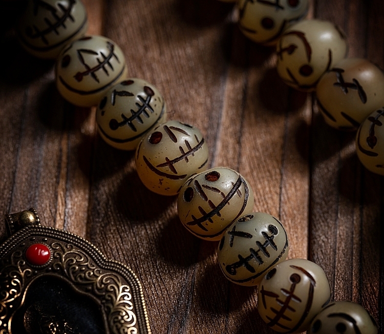 Sacred Guardians Yak Bone Bracelet – "Chitipati & Dice Edition"