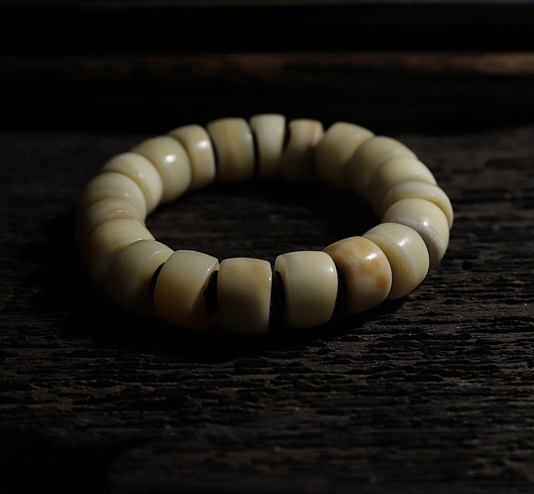 High-Density Natural Yak Calf Bone Malas