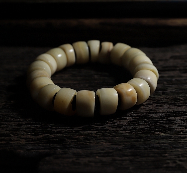 High-Density Natural Yak Calf Bone Malas