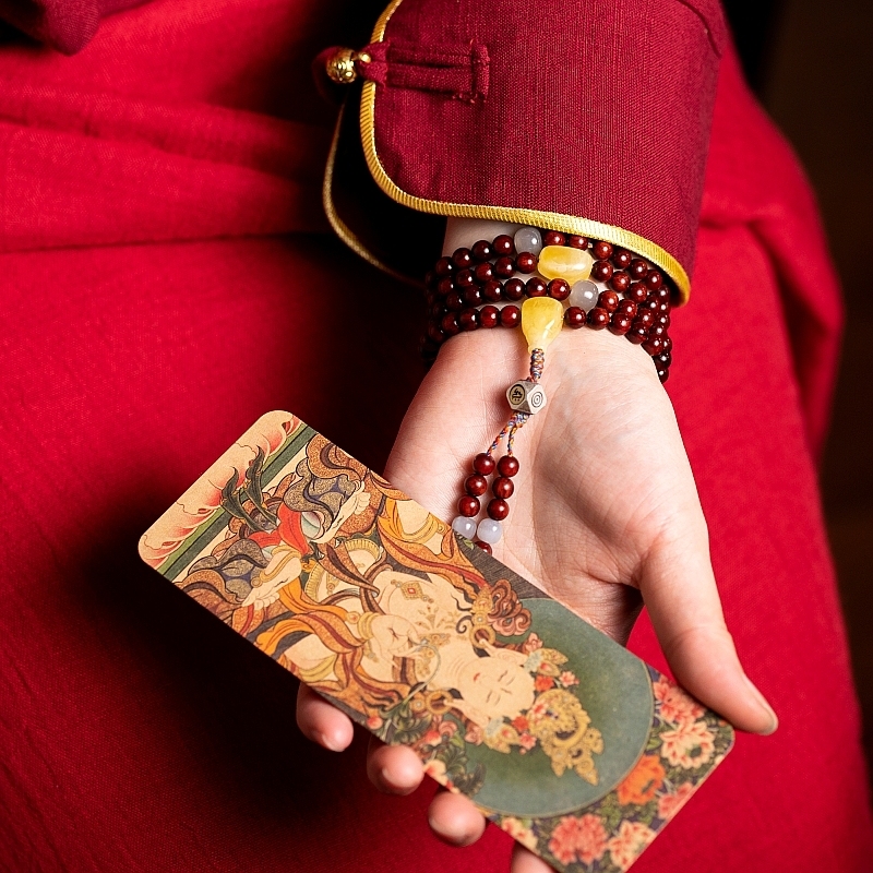 Natural Rosewood 108 Bead Mala Bracelet with Beeswax and Hetian Jade Zodiac Sign Charm