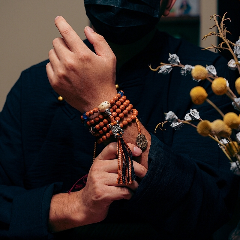 No-Tooth Vajra Bodhi Lotus Born Mala Beads Tibetan Handcrafted Necklace & Bracelet