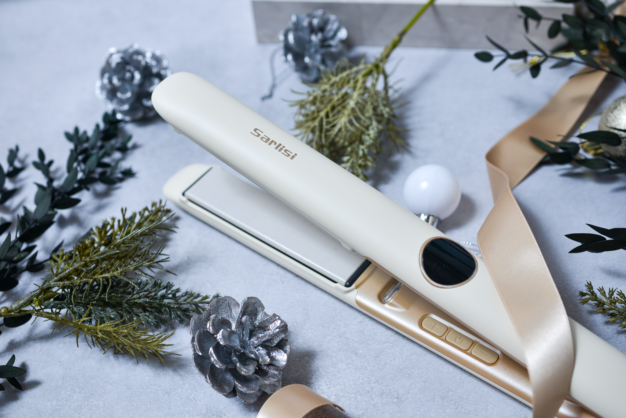 Sarlisi ヘアアイロン｜瞬間加熱＆ダメージレスで理想のヘアスタイル