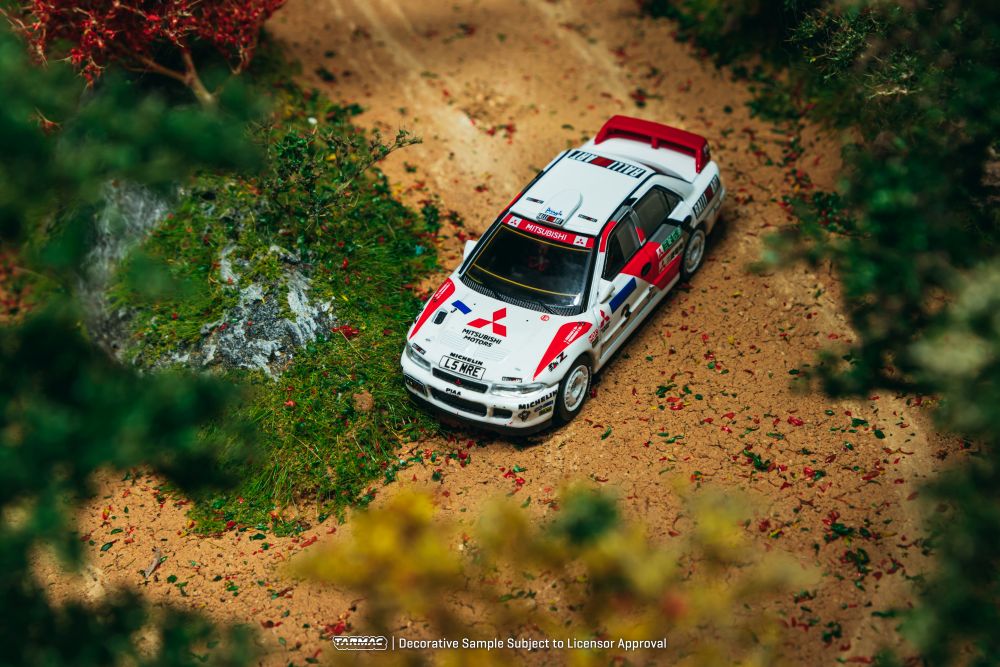 Tarmac Works 1/64 Mitsubishi Lancer Evolution II Hong Kong Beijing Rally 1994 K. Eriksson / S. Parmander GLOBAL64 (Pre-order)
