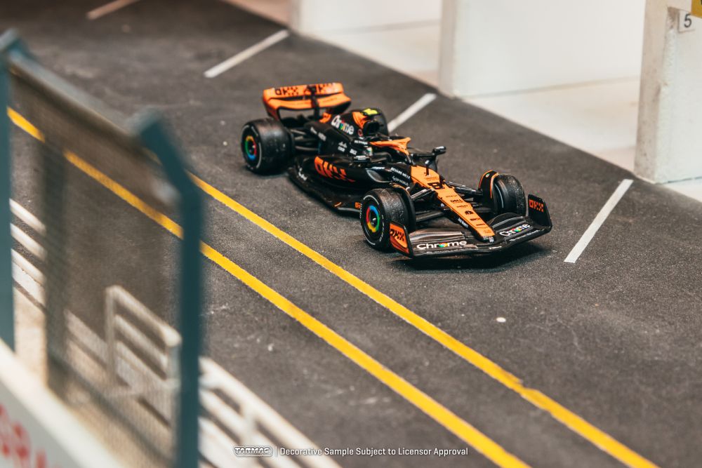 Tarmac Works 1/64 McLaren MCL60 Japanese Grand Prix 2023 Oscar Piastri GLOBAL64 (Pre-order)
