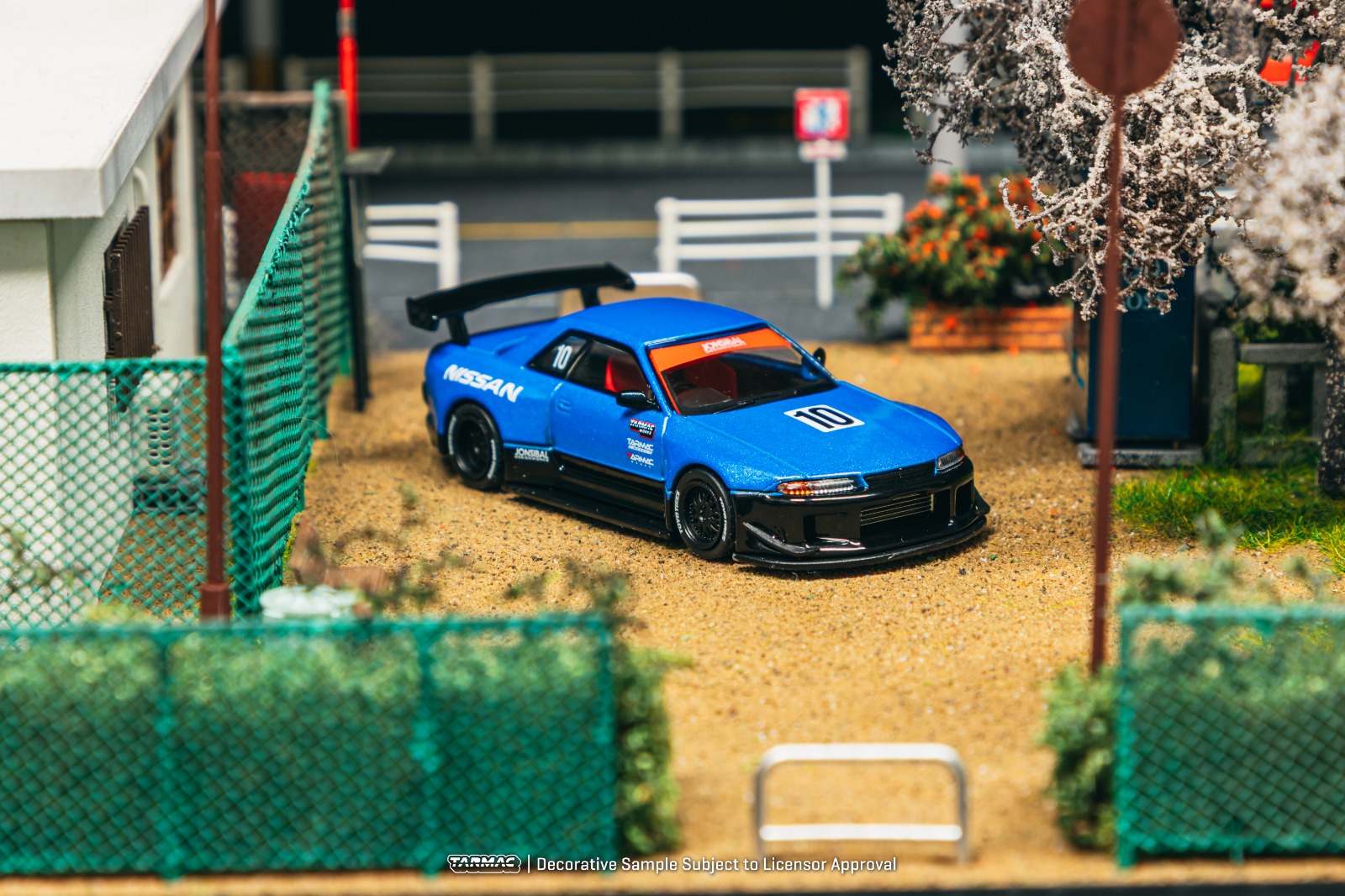 Tarmac Works 1/64 Nissan Skyline (R32) Widebody - Designed by Jon Sibal T64G-061-10TH HOBBY64 【Tarmac Works 10th Anniversary Special Edition】