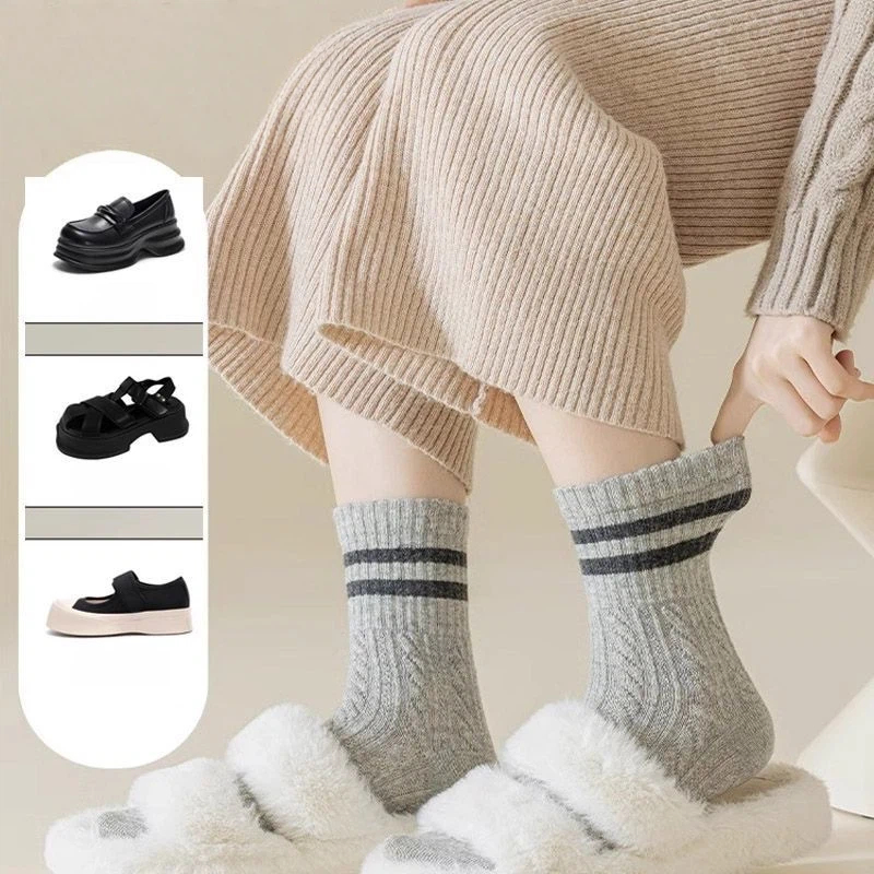 復古雙杠暗花中筒加厚保暖學院風堆堆襪