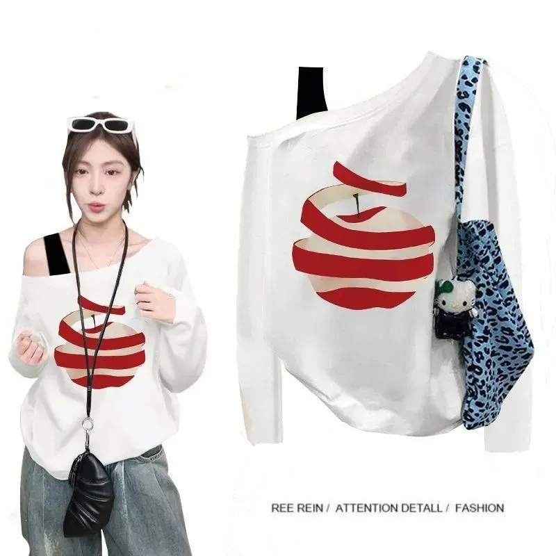 法式斜肩露肩白色蘋果印花設計感小眾寬鬆長袖T恤