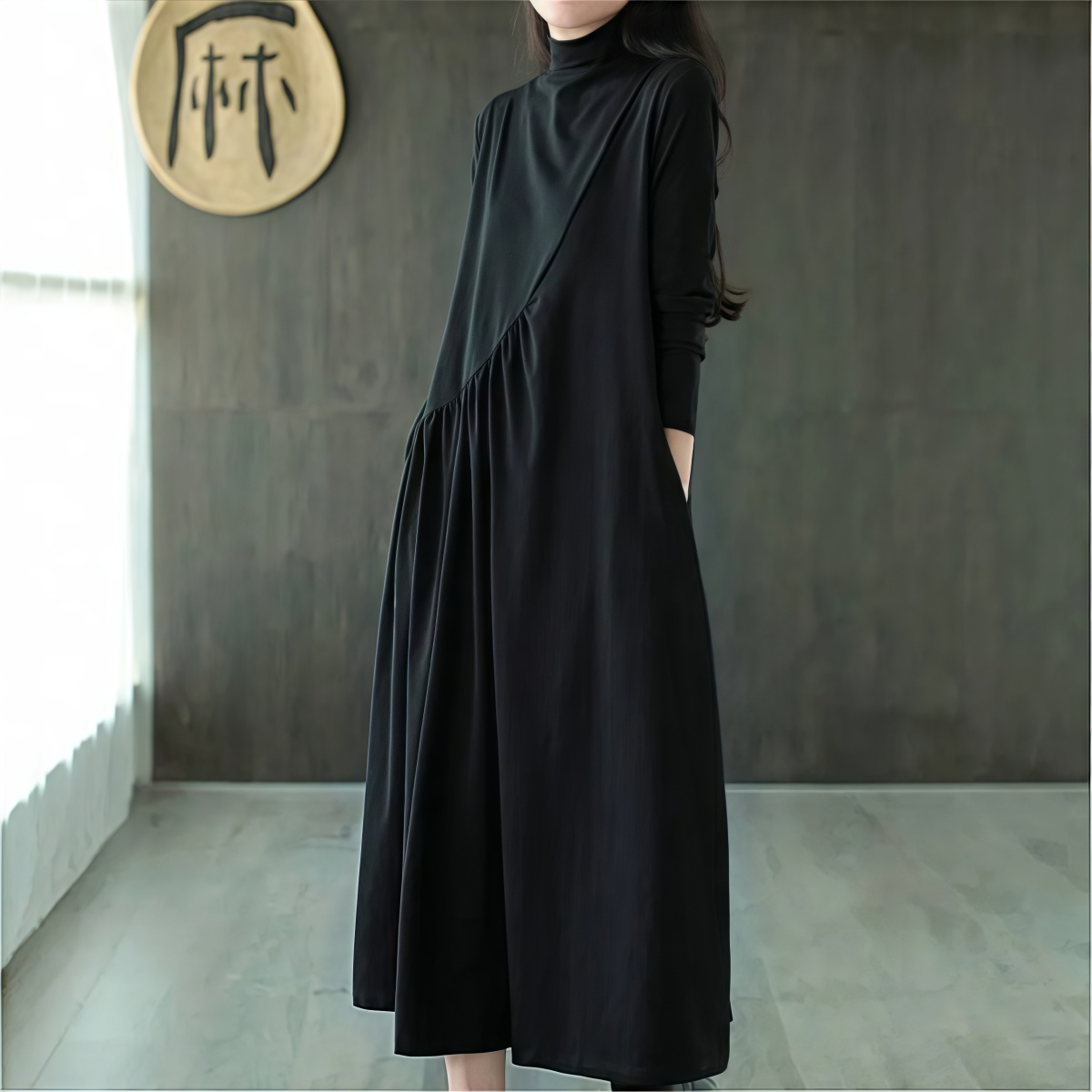 復古文藝氣質純色復古寬鬆半高領中長洋裝