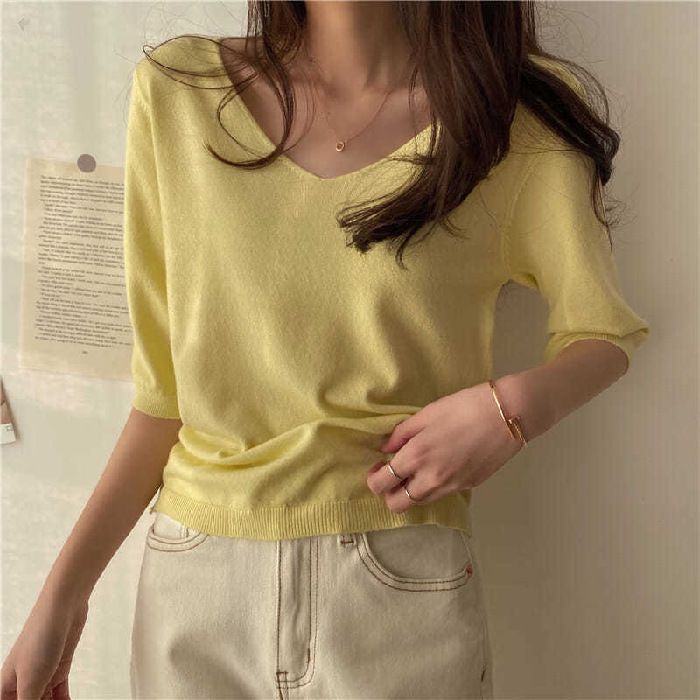 韓系軟糯V領復古套頭寬鬆純色中袖針織衫