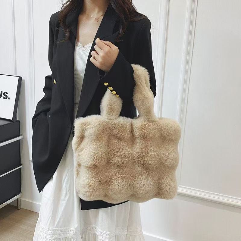 時尚毛毛手提百搭托特大容量通勤單肩毛絨包