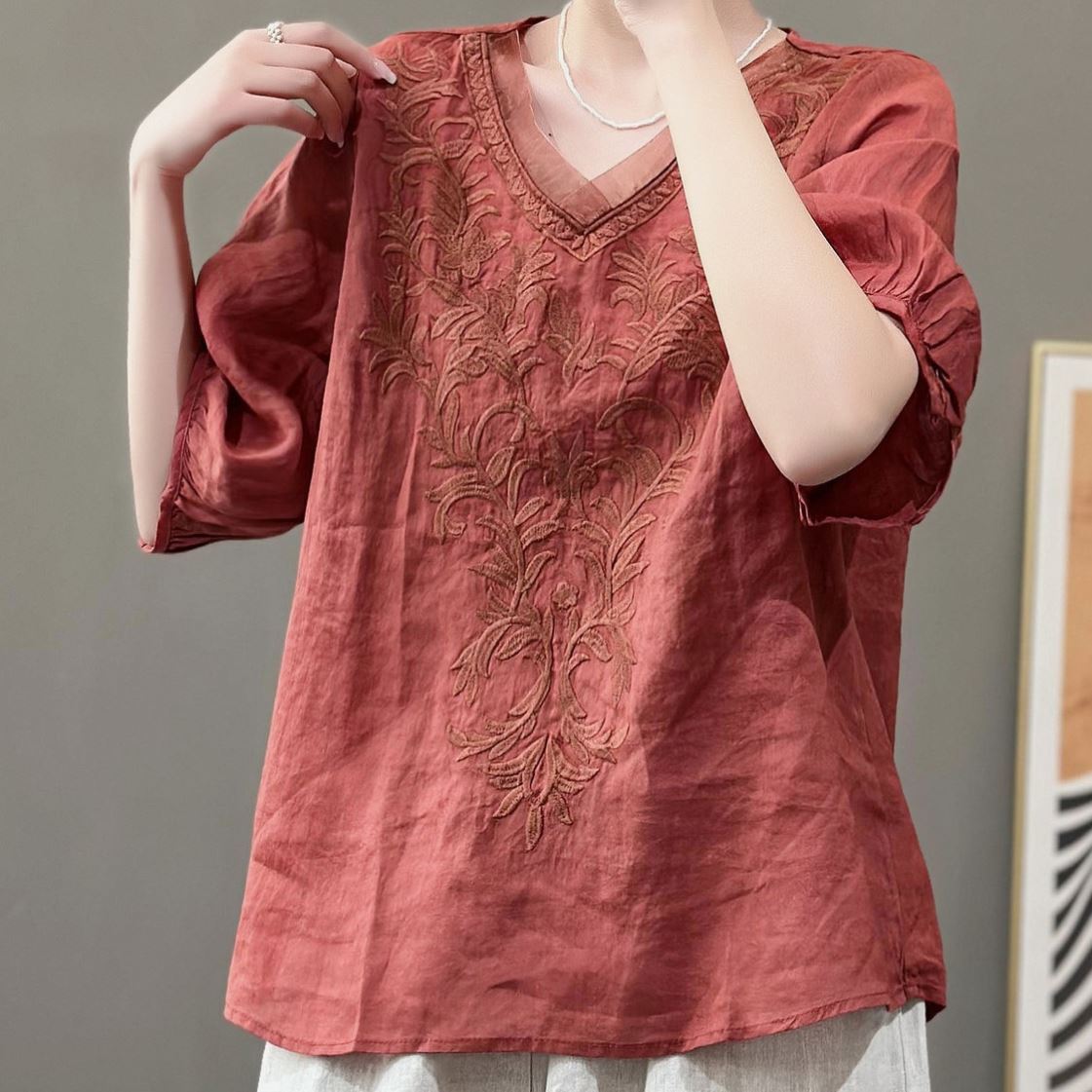 棉麻刺繡寬鬆上衣