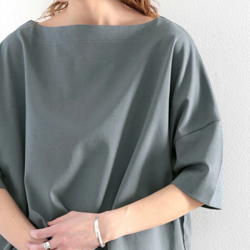 簡約設計感一字領純棉寬鬆五分袖T恤