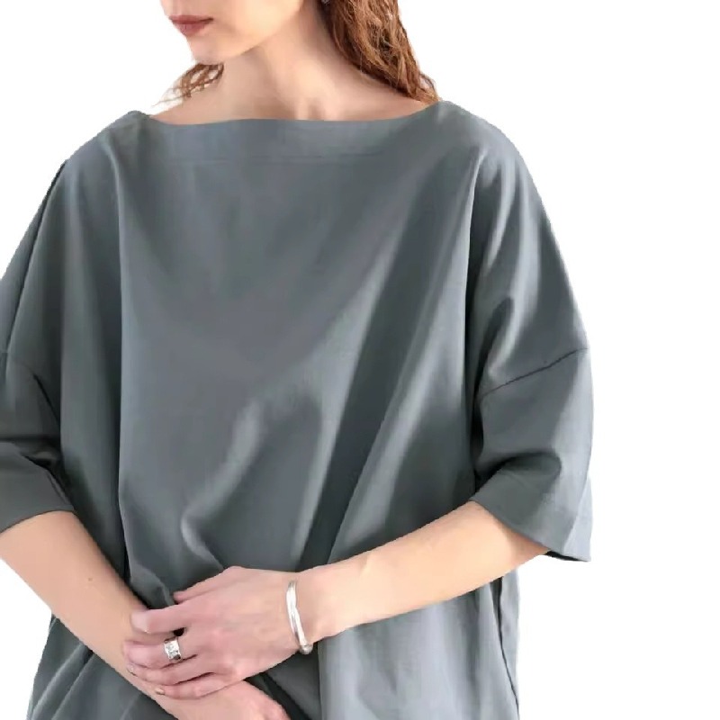 簡約設計感一字領純棉寬鬆五分袖T恤