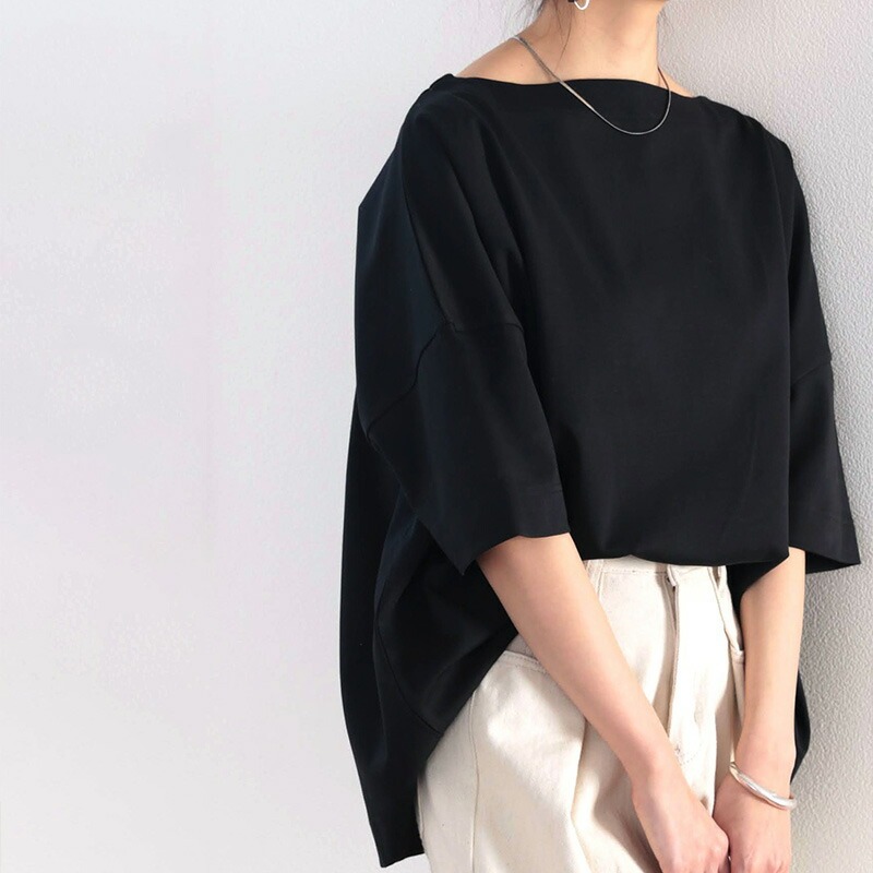 簡約設計感一字領純棉寬鬆五分袖T恤