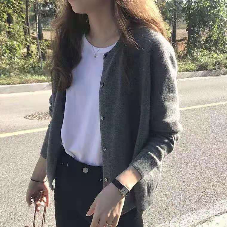 深灰黑色針織短款小外套