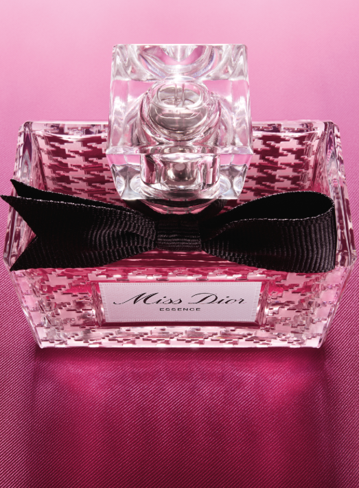  🌹高品質『第1位』💯大人気の選択!⭐（数量限定）⏰【DIOR】ミス ディオール エッセンス（パルファン） 甘酸っぱいベリーとジャスミンのグルマン シプレー