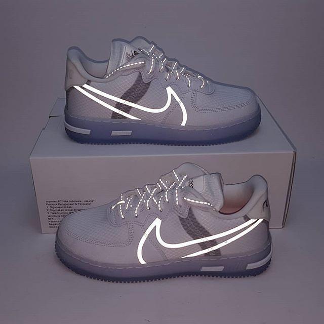 【Nike】Air Force 1 React "White Light Bone"