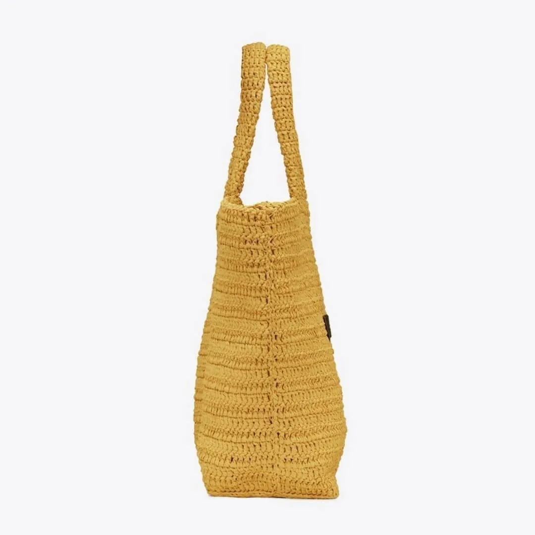 【SAINT LAURENT】VIVI雑誌掲載🔥！藤井サチ、東原亜希さんが夢中！夏の最新アイテム！RAFFIA リヴ・ゴーシュトートバッグ！セレブの必需品！手に入れるチャンスを見逃すな！