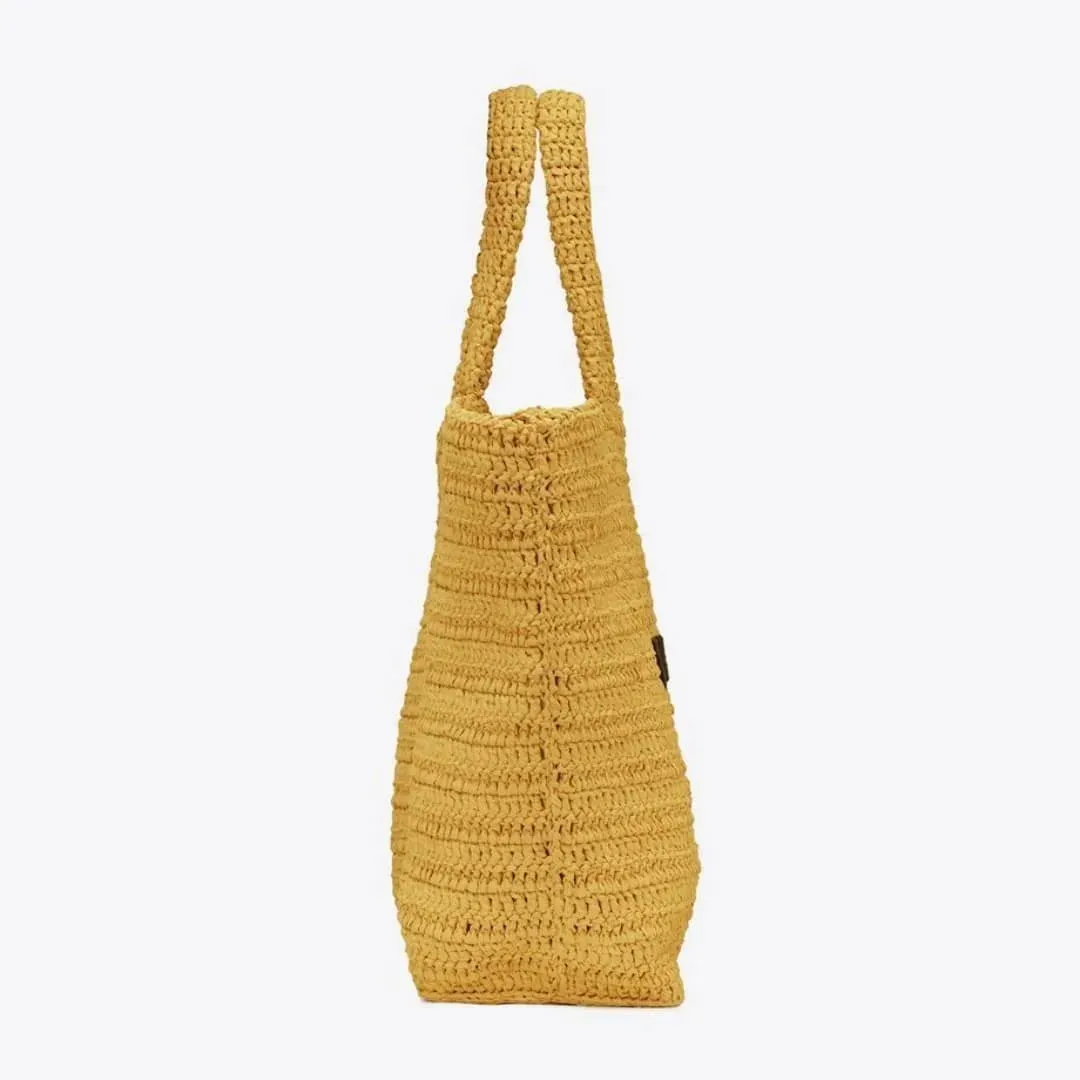 【SAINT LAURENT】VIVI雑誌掲載🔥！藤井サチ、東原亜希さんが夢中！夏の最新アイテム！RAFFIA リヴ・ゴーシュトートバッグ！セレブの必需品！手に入れるチャンスを見逃すな！