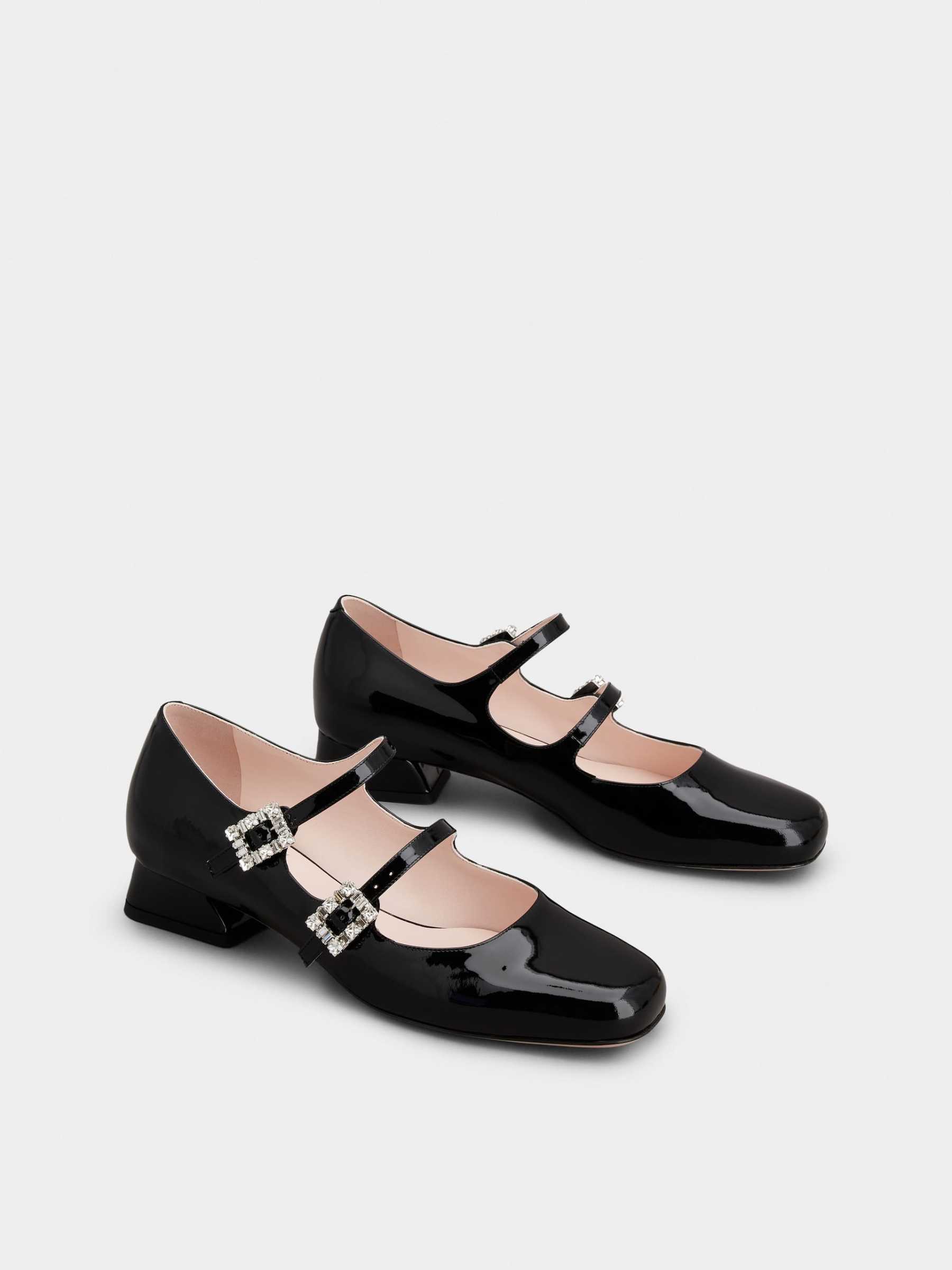 「トレ ヴィヴィエ」ストラス バックル パテントレザー ベビー バレリーナ ミニ 25 mm ブラック