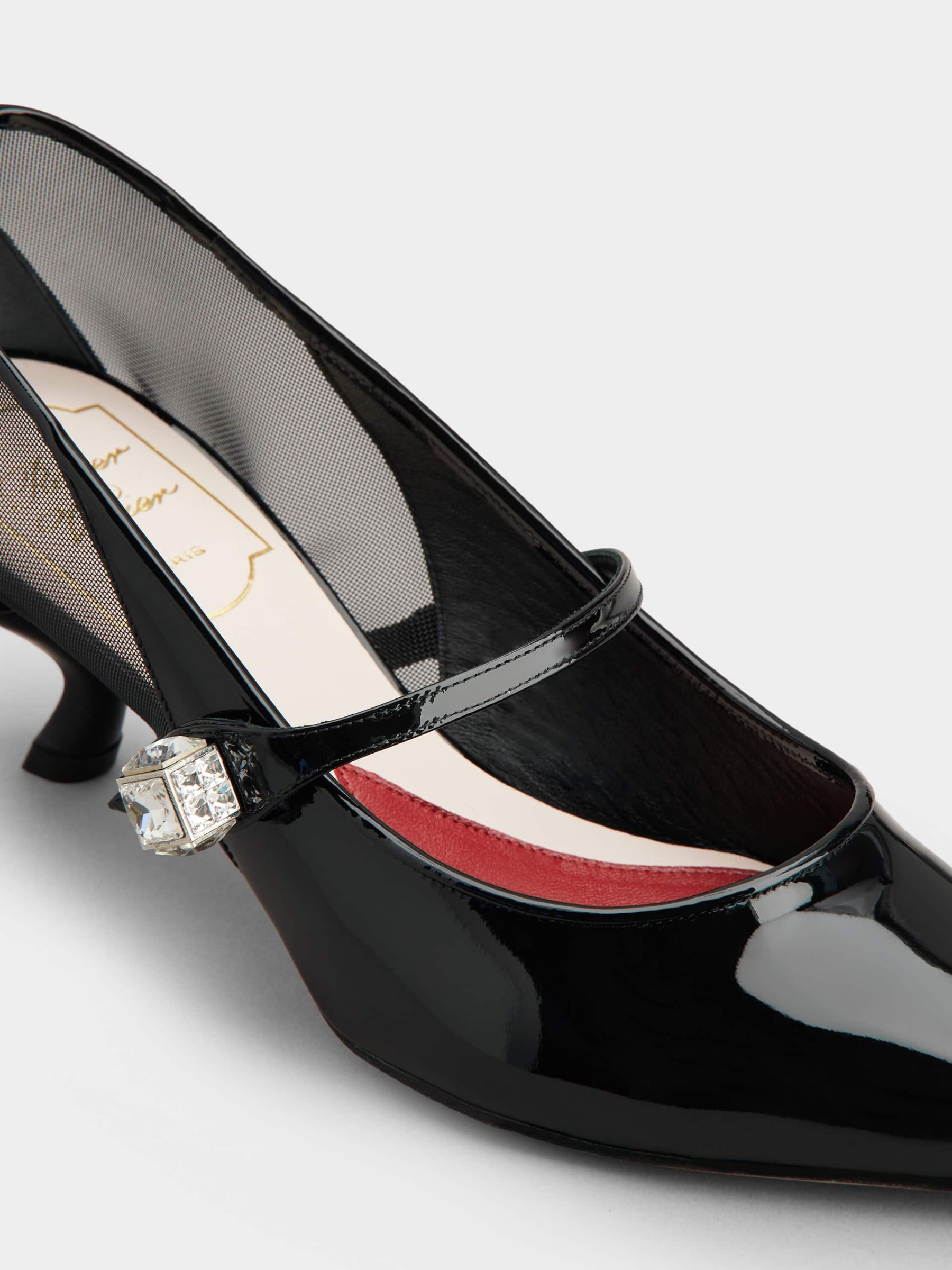 「ヴィルギュル」パテントレザー ベビー パンプス 55 mm ブラック