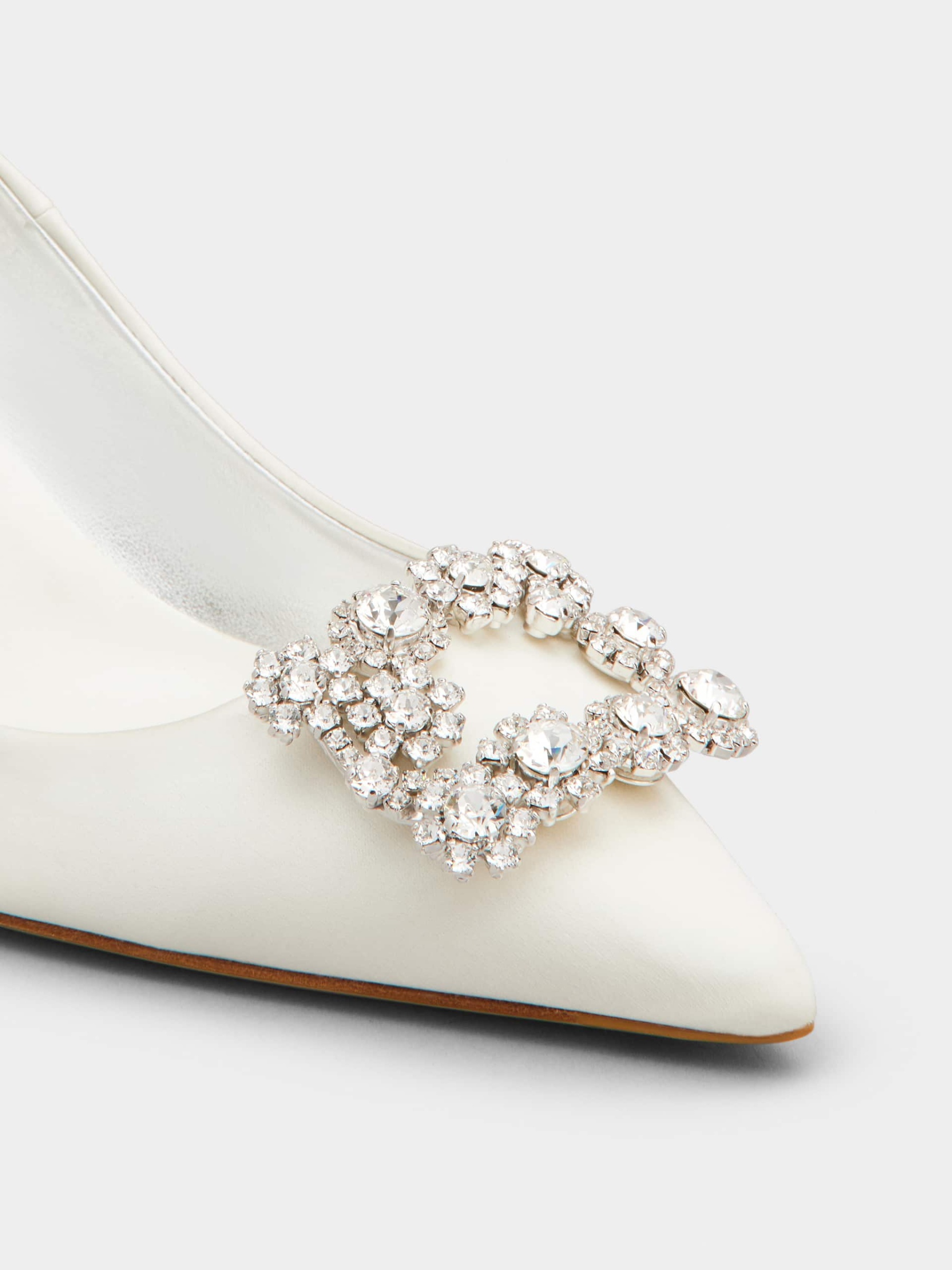 「フラワーストラス」シルク パンプス 65 mm クリーム