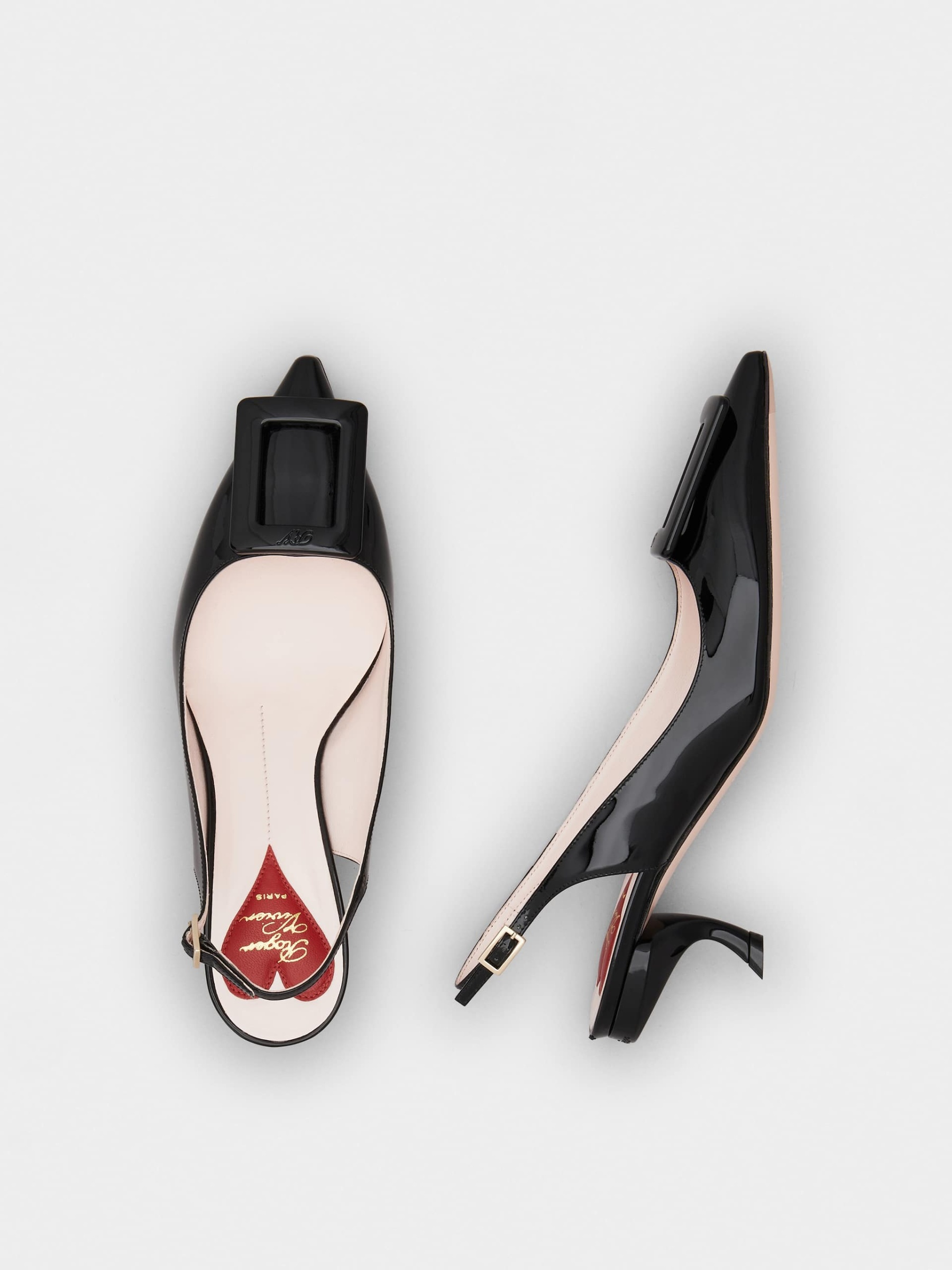 「ヴィルギュル」ラッカード バックル パテントレザー スリングバック パンプス 55 mm ブラック