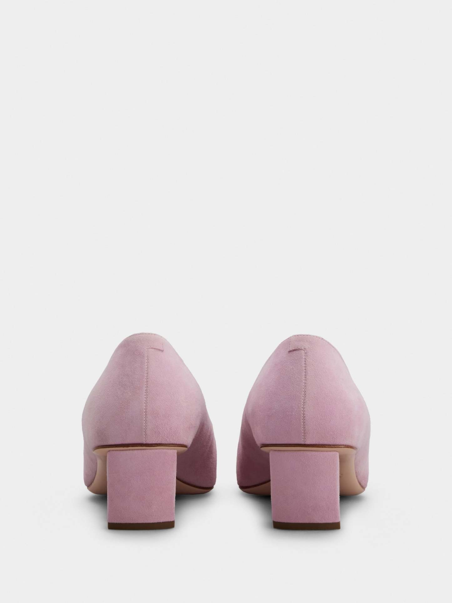 「ベル ヴィヴィエ」 ストーン バックル スエード パンプス 45 mm ピンク