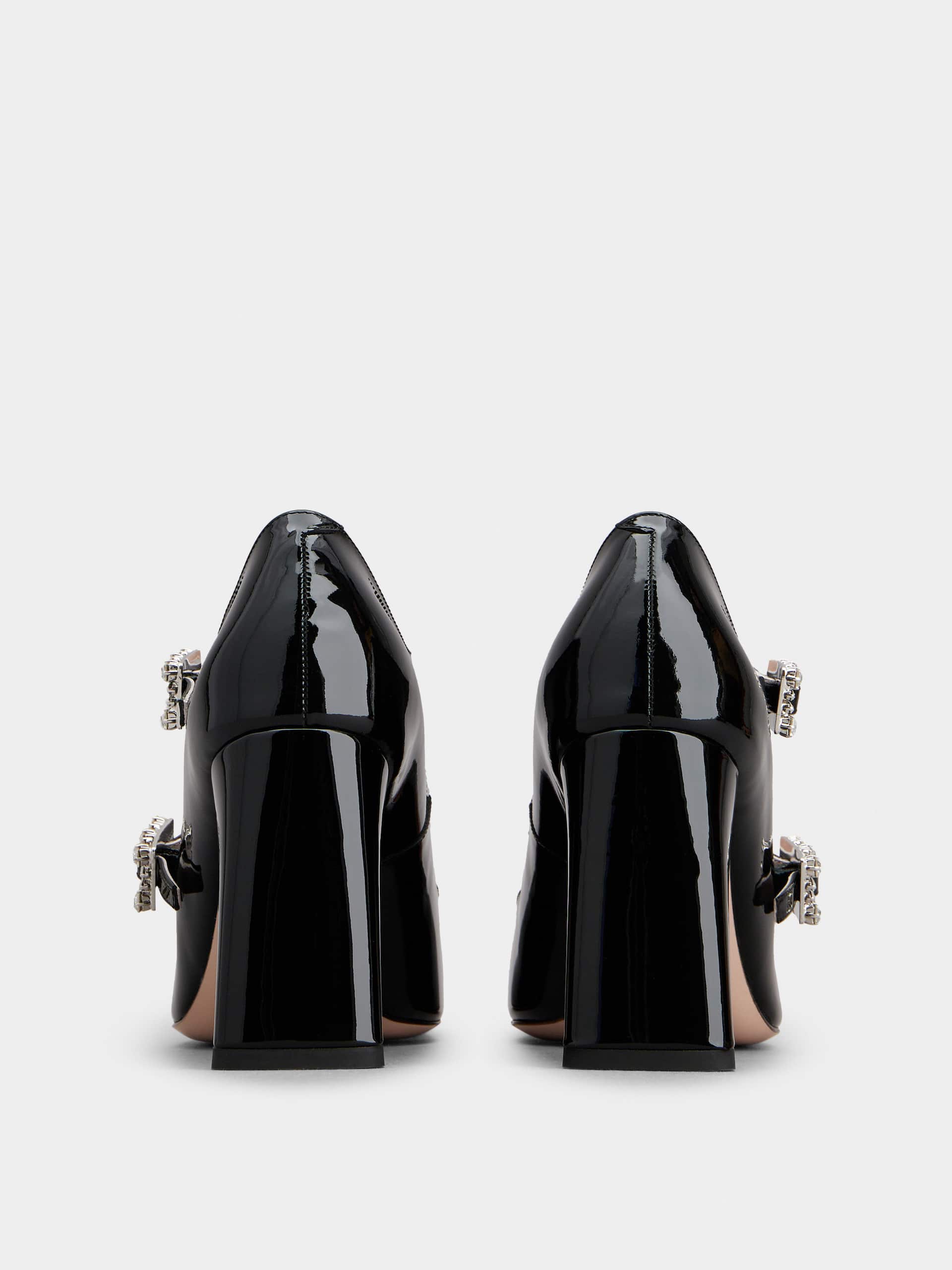 「トレ ヴィヴィエ」ストラス バックル パテントレザー ベビー パンプス ミニ 85 mm ブラック