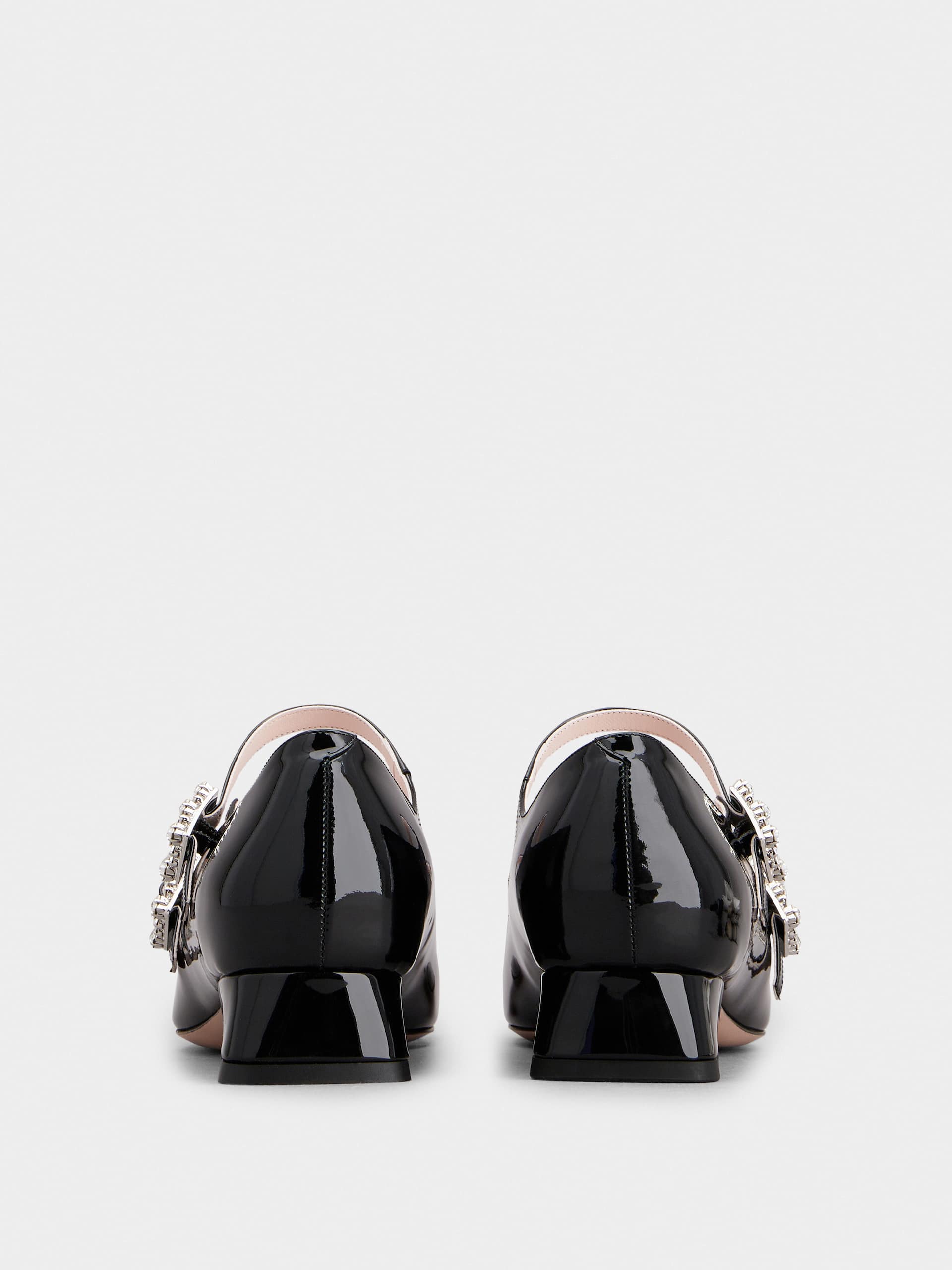 「トレ ヴィヴィエ」ストラス バックル パテントレザー ベビー バレリーナ ミニ 25 mm ブラック