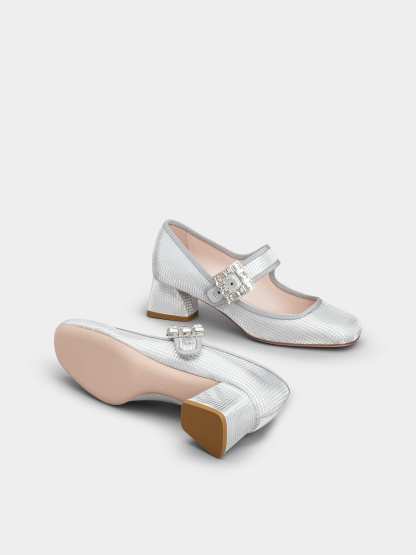 「トレ ヴィヴィエ」ストラス バックル ファブリック ベビー パンプス 45 mm シルバー