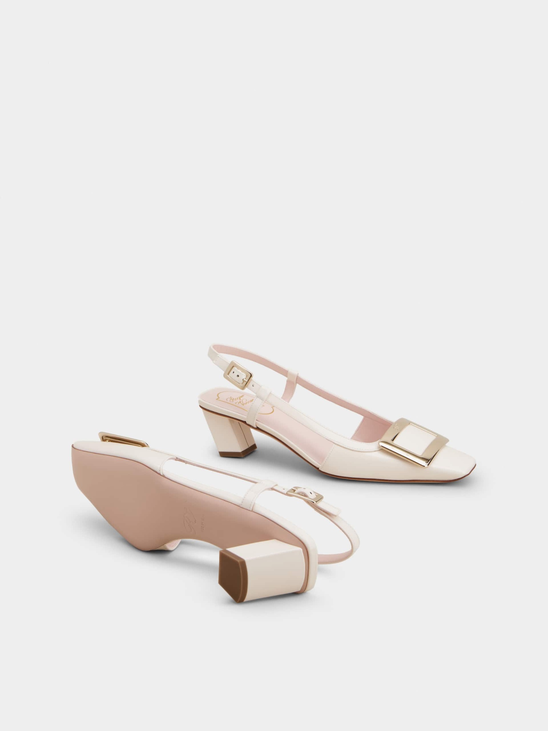 「ベル ヴィヴィエ」パテントレザー スリングバック パンプス 45 mm クリーム