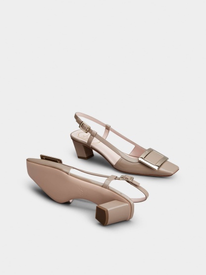 「ベル ヴィヴィエ」パテントレザー スリングバック パンプス 45 mm ベージュ