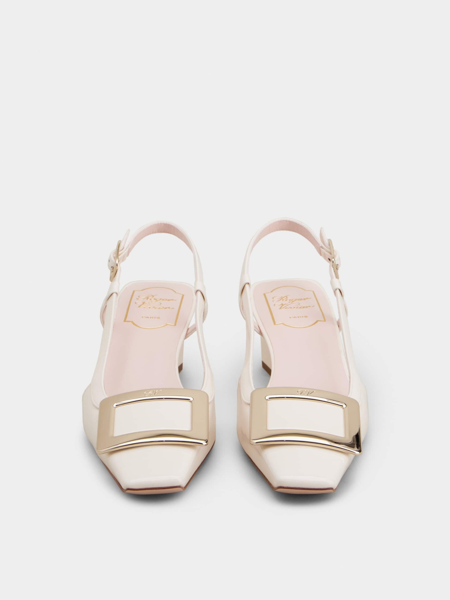 「ベル ヴィヴィエ」パテントレザー スリングバック パンプス 45 mm クリーム