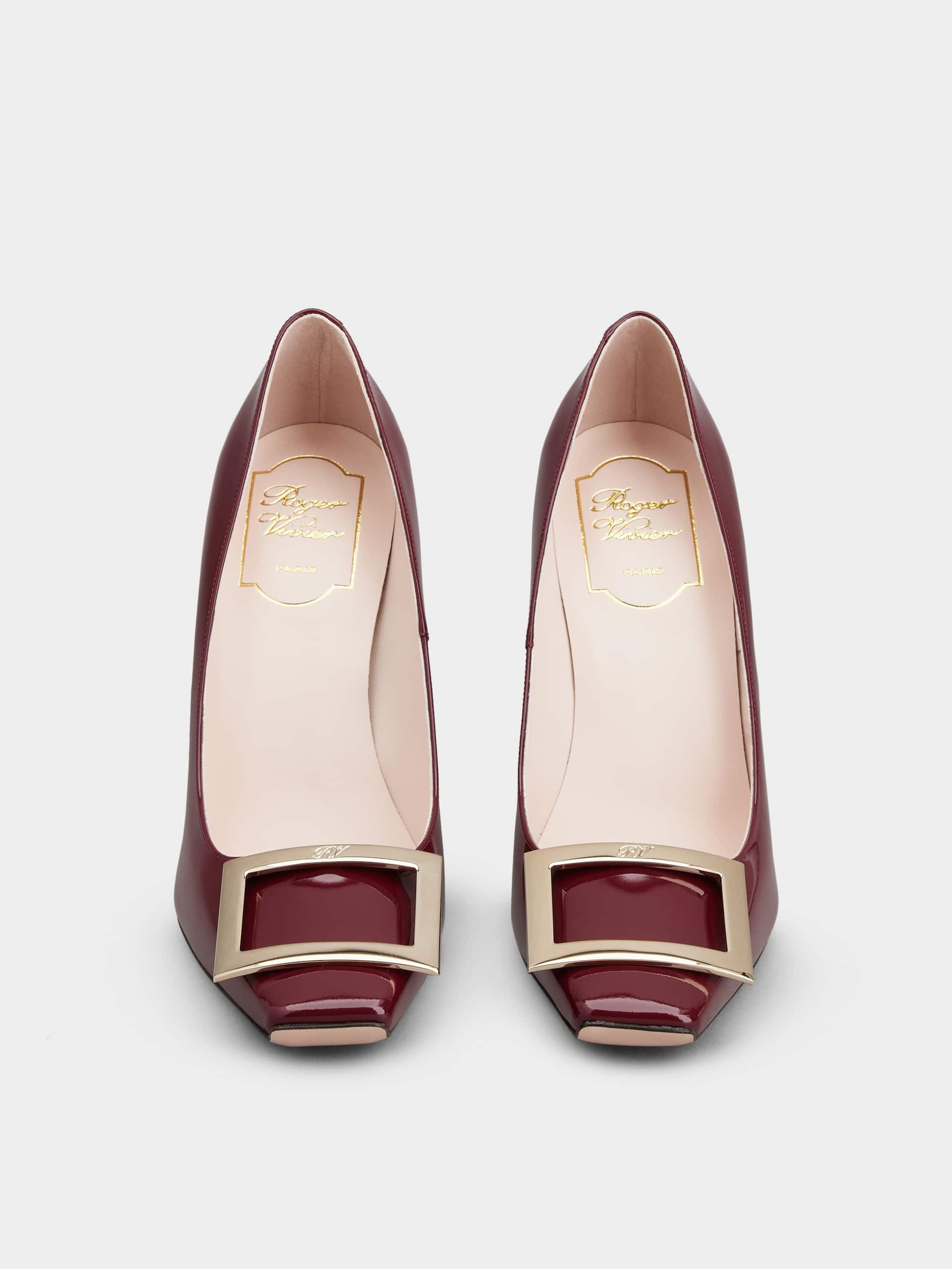 「ベル ヴィヴィエ」トランペット パテントレザー パンプス 100 mm ボルドー
