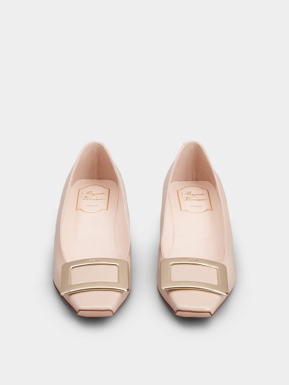 「ベル ヴィヴィエ」パテントレザー パンプス 45 mm ピンク