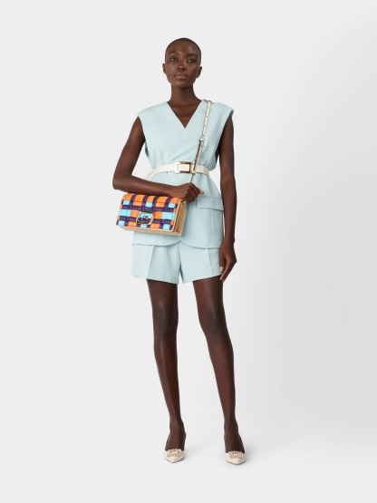 「ヴィルギュル」ストラス バックル パテント レザー スリングバック パンプス 55 mm クリーム